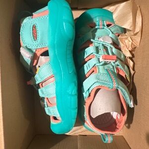 New Keen Sandals